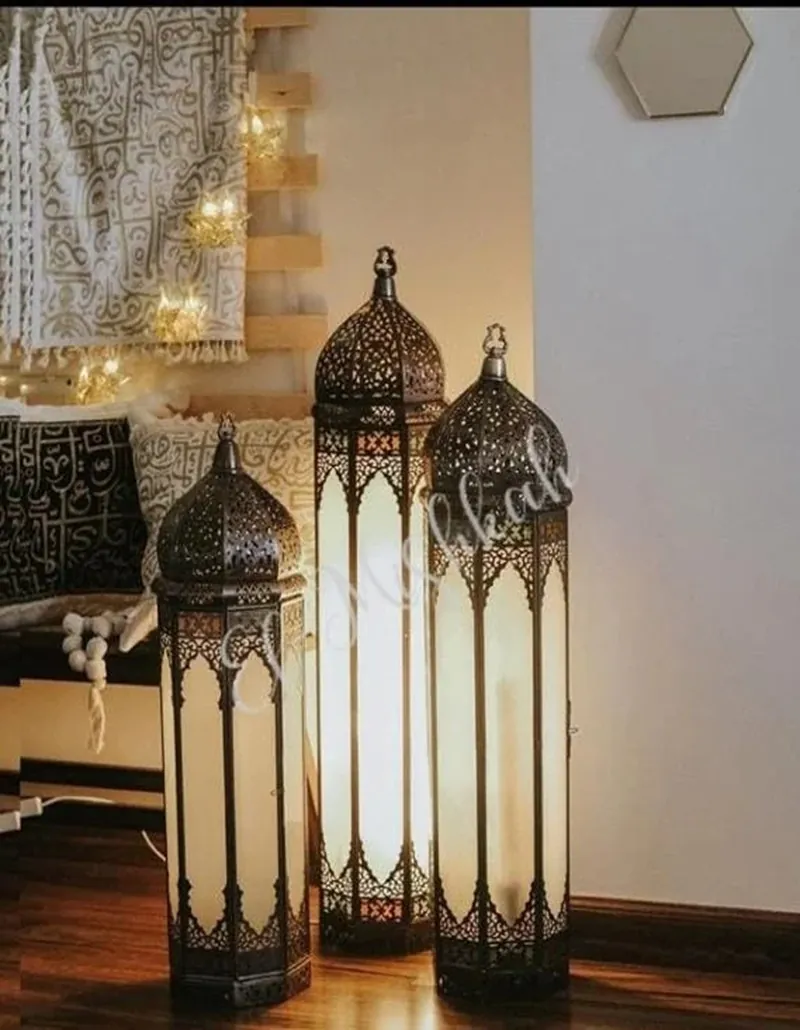 ارتقِ بجمال مساحتك مع فوانيس اسلامي من المشكاة المصنوعة يدويًا بإتقان فني يعكس أصالة الحضارة الإسلامية.
