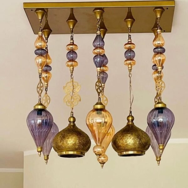 نجفة مسطرة مودرن ذهبي بتصميم طولي للسفرة