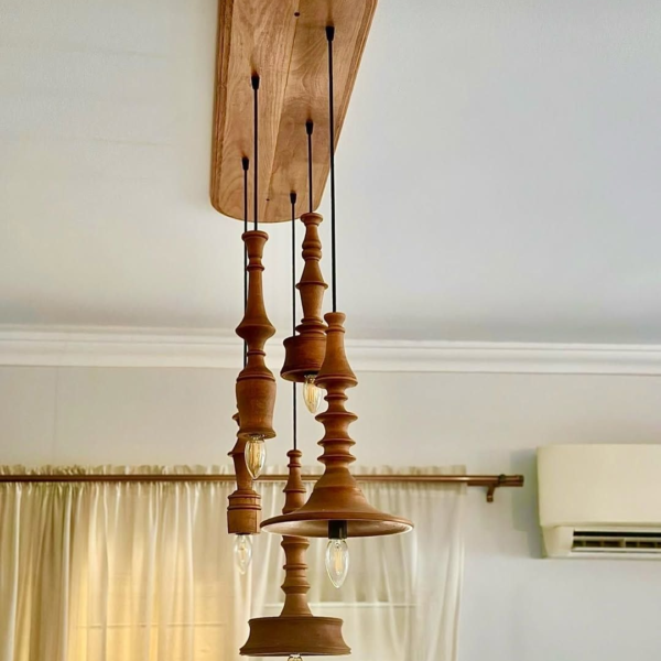 نجفة معدن سيمبل خشب بتصميم ريفي مودرن من المشكاة