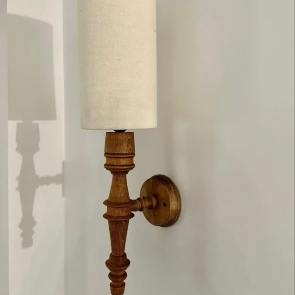 أبليك نحاسي فاخر مرصع بالكريستال الشفاف من المشكاة 