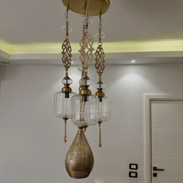 نجفة سقف مودرن نحاس بتصميم هندسي بسيط من المشكاة 