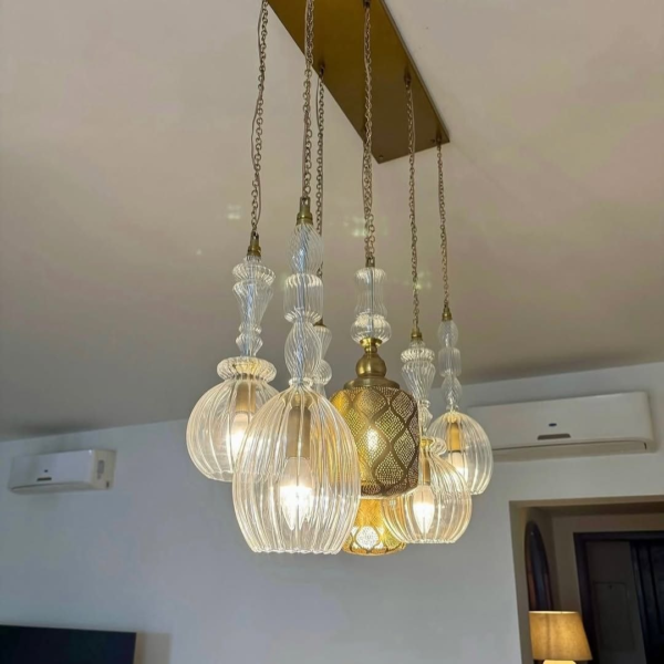 نجفة سقف مودرن فضي بقطع كريستال من المشكاة 